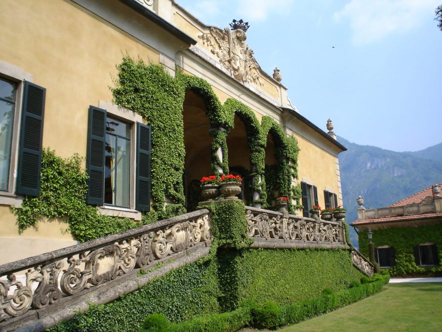 Villa del Balbianello Exterior. Source: Wikimedia